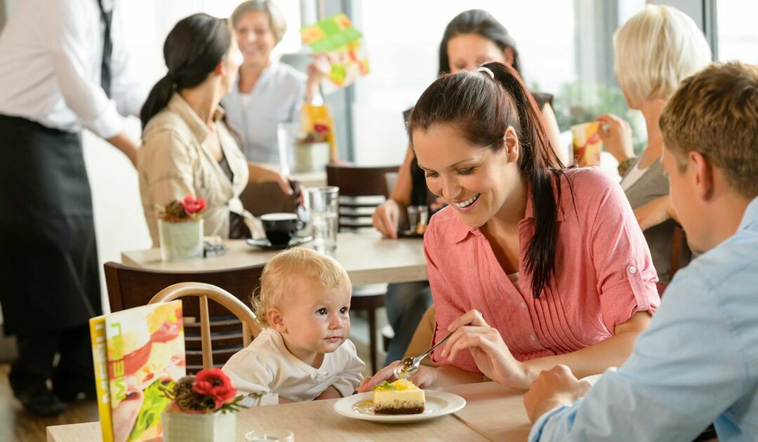 3 façons d&rsquo;occuper un enfant au restaurant